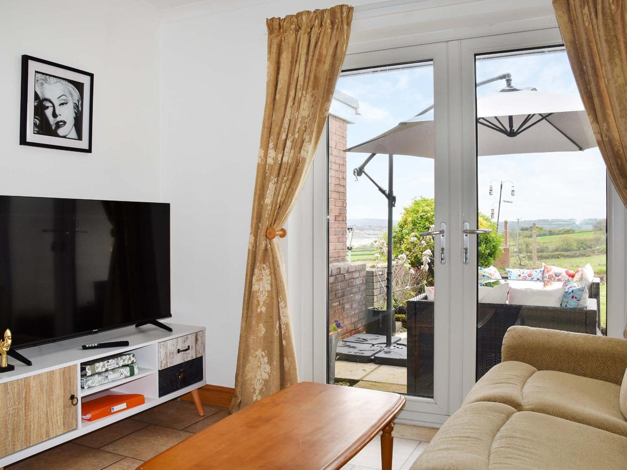 Estuary Retreat Llanelli